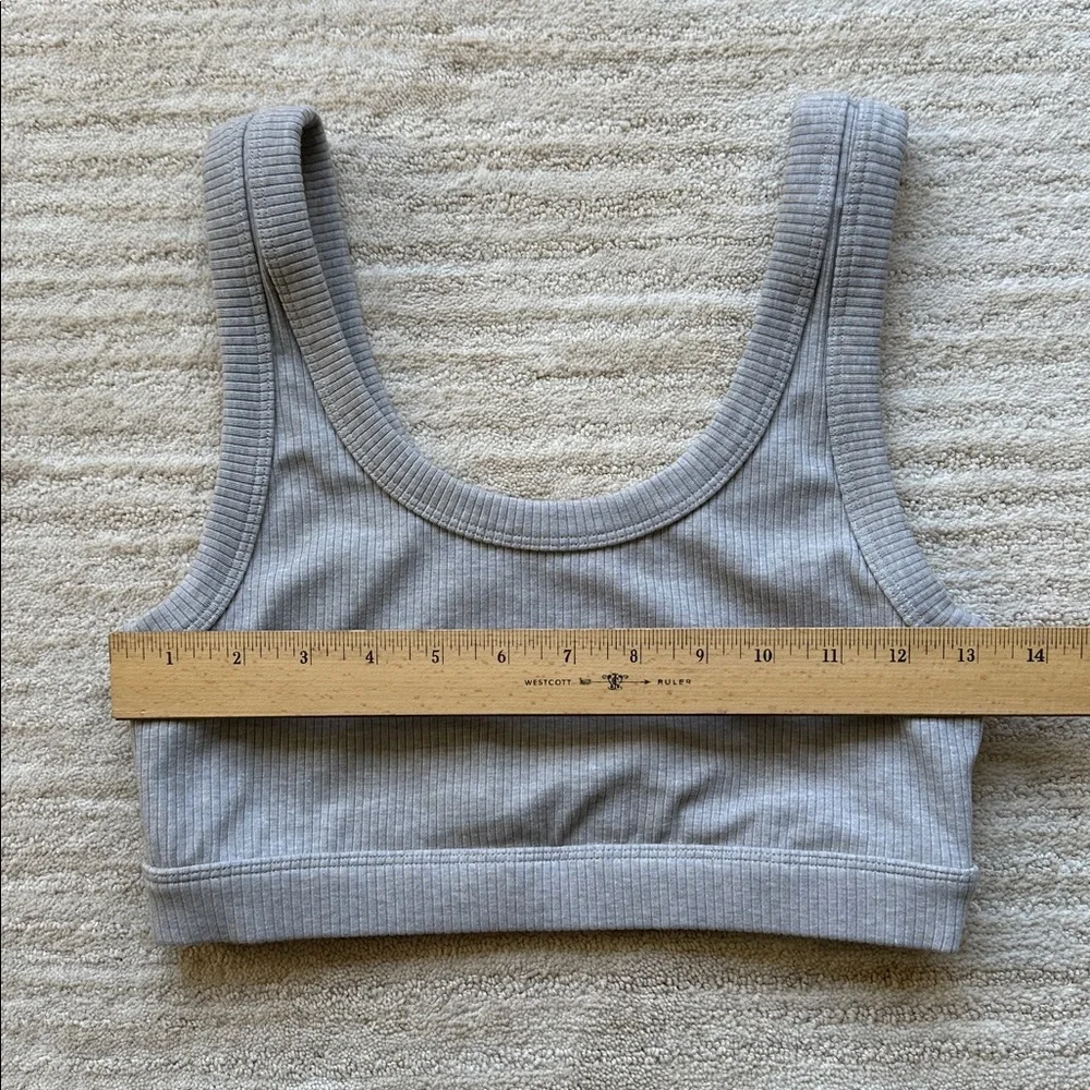 ALO Yoga Wellness Bra Ribbed Wide Thick Strap Stretch Workout Lounge Grey Medium